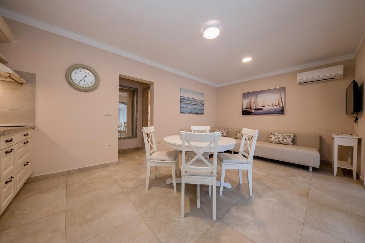 Villa Luka Lopar Esterno foto