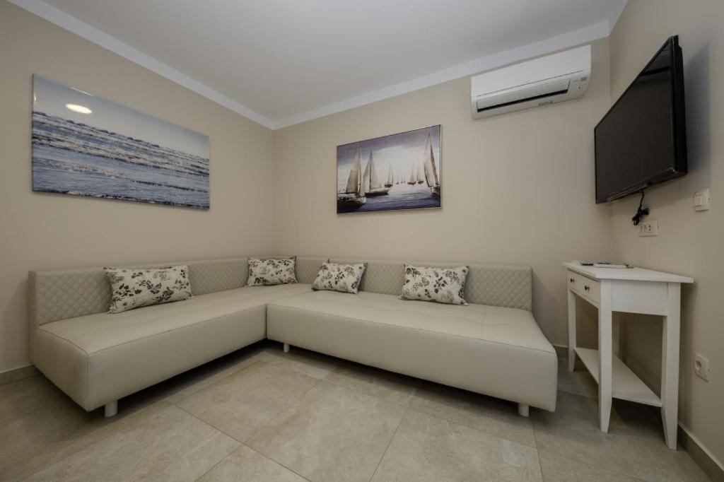 Villa Luka Lopar Esterno foto
