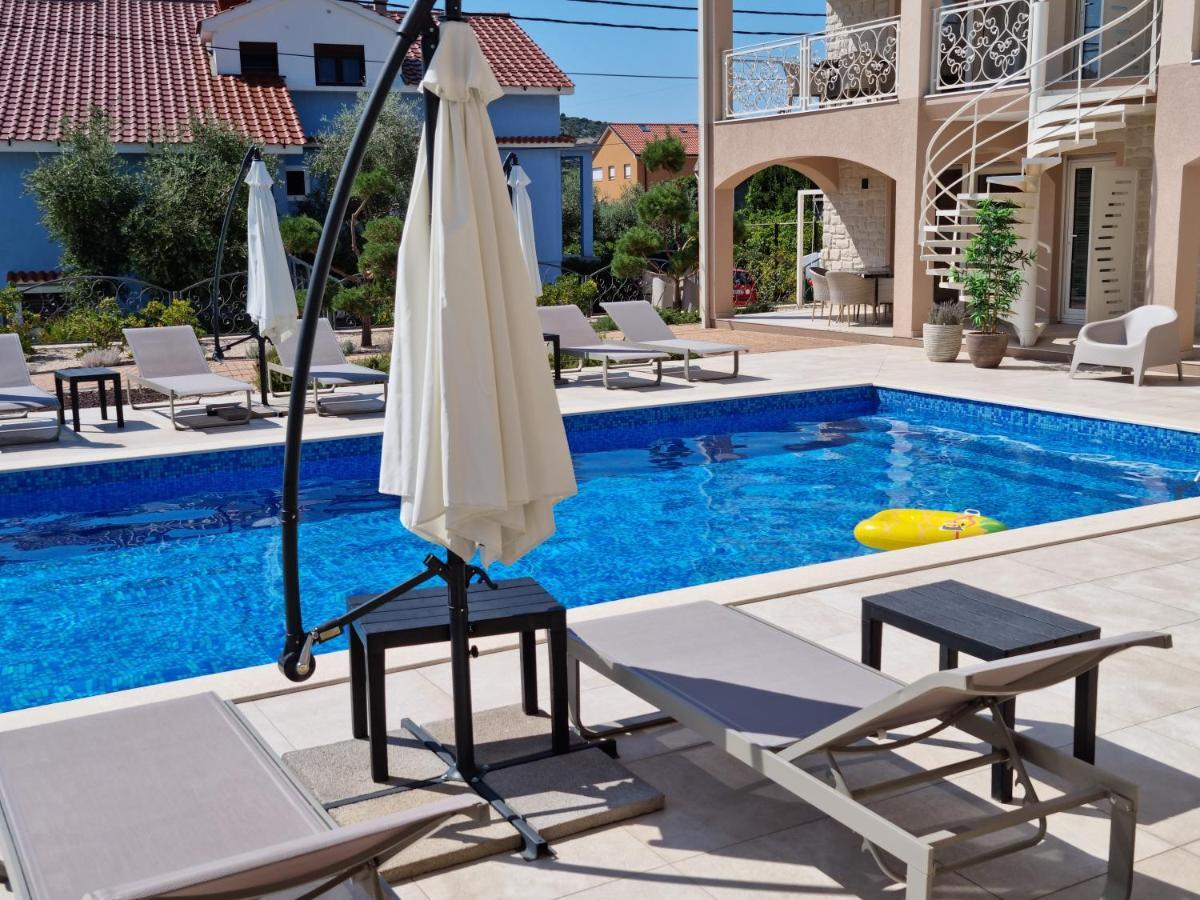 Villa Luka Lopar Esterno foto