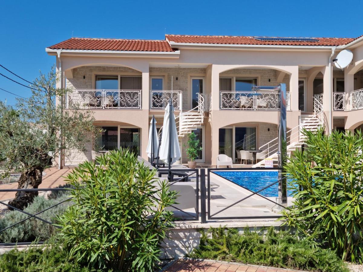 Villa Luka Lopar Esterno foto